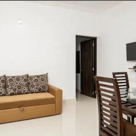 Esha Apartment Calangute Pokój zdjęcie